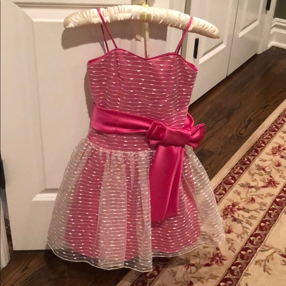 Girl’s party dress